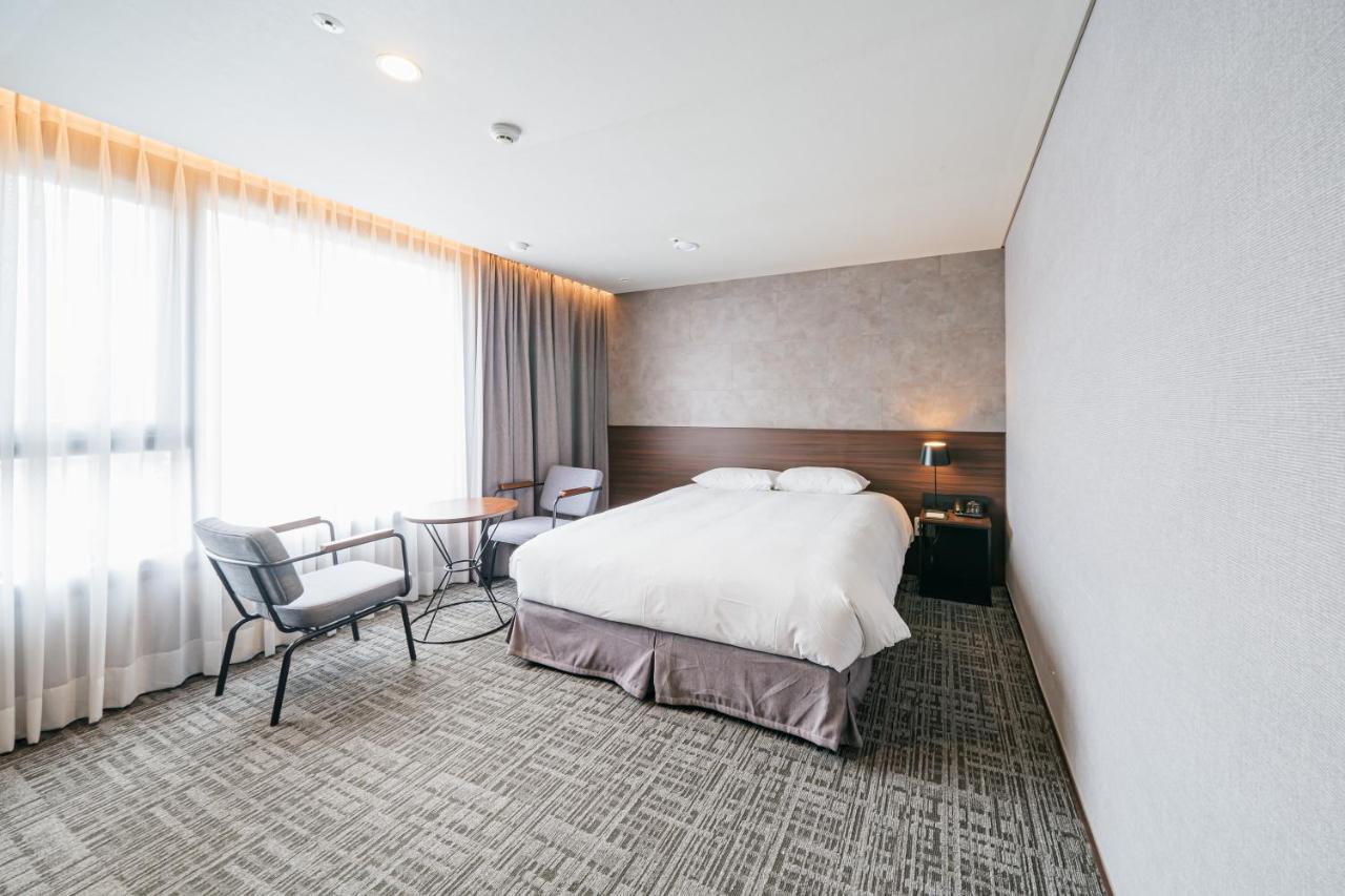 Hotel With City Jeju Luaran gambar