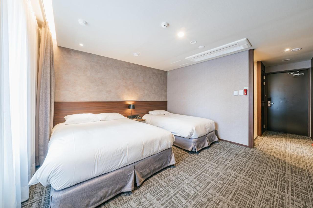Hotel With City Jeju Luaran gambar